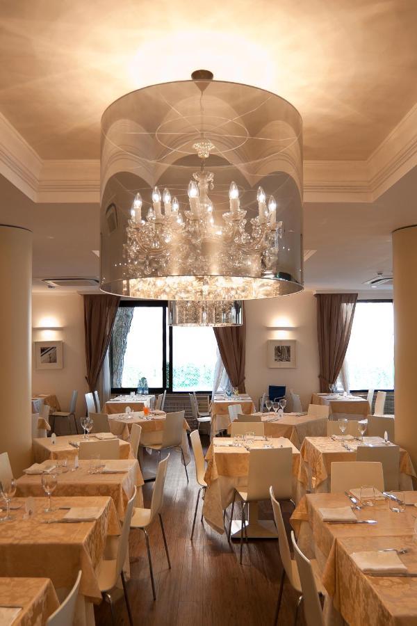 Mira Mare Sea Hotel Cervia Exterior foto